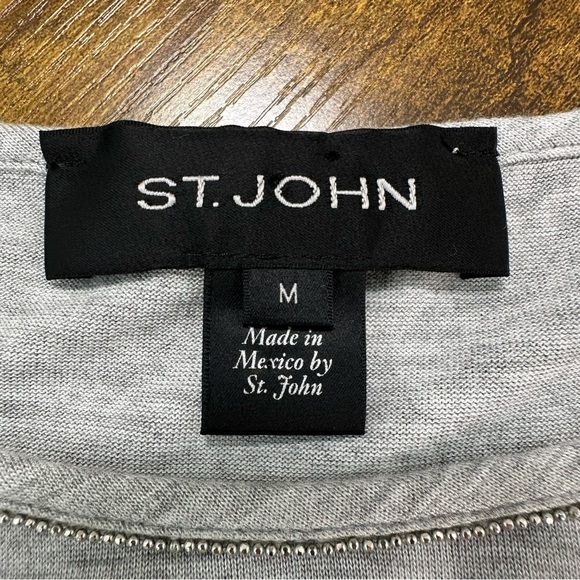 St. John Heather Gray Viscose and Silk Asymmetrical Top, Beaded Scoop Neck - Picture 4 of 14